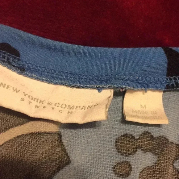 New York & Co top - Picture 3 of 6